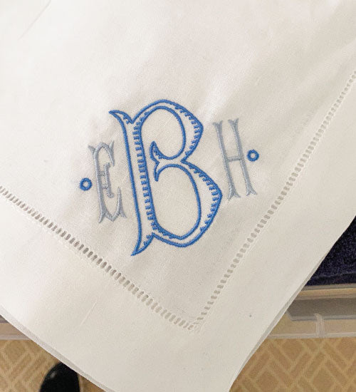 Hemstitch napkin with Baroque monogram